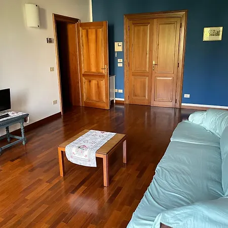 Casa Delle Rose-appartamento Inge Διαμέρισμα *